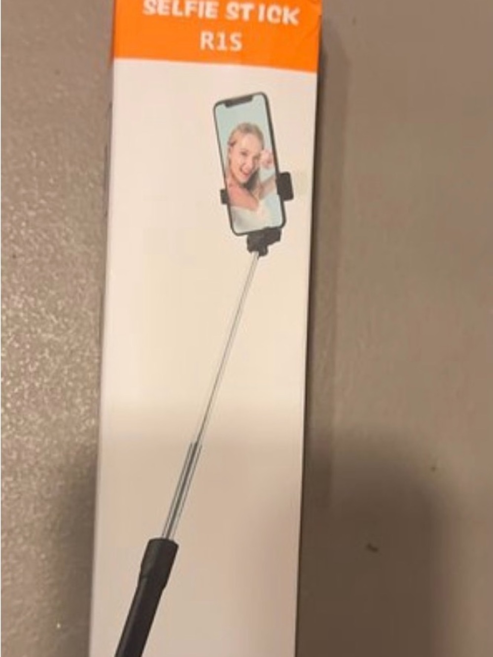 Selfie Stick R1S - Black - Universal Phone Mount